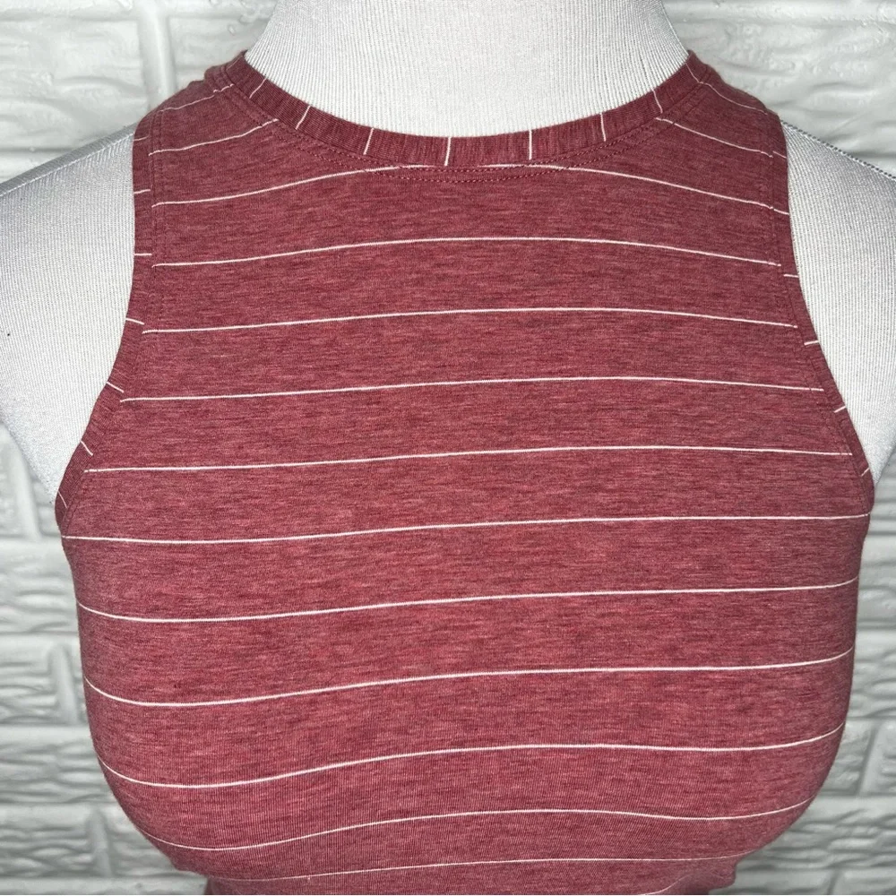 LULULEMON All Tied Up Athletic Tank Top Mauve Pink & White Stripe Size 2